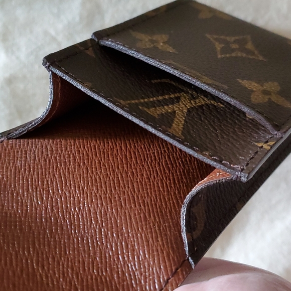 Louis Vuitton Card Case - Picture 4 of 9